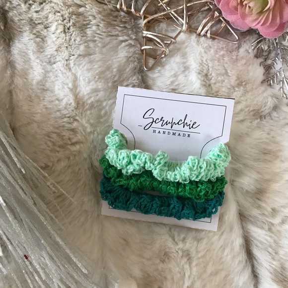 Charmed Knits Accessories - ❤️❄️ Women’s or Girls Scrunchies, New, HandKnit